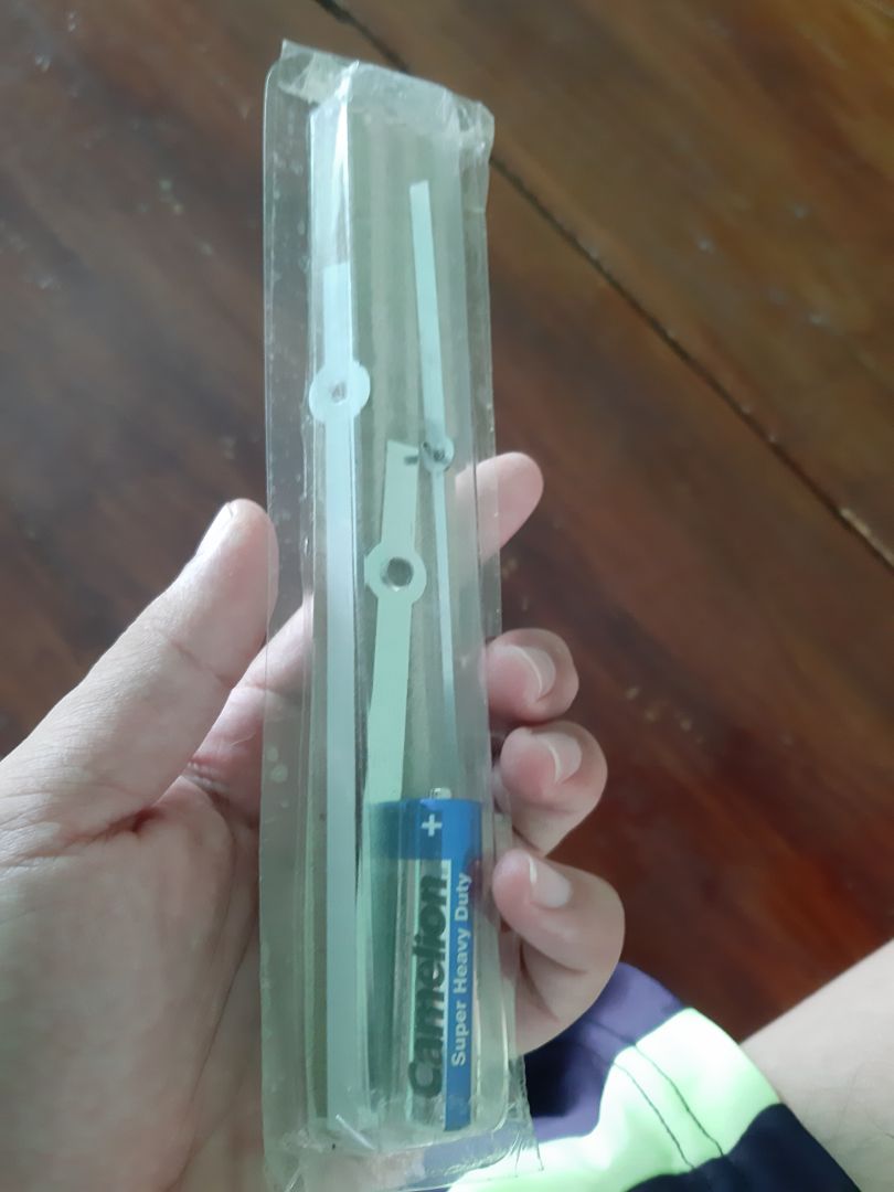 Shop đã phản hồi và đã hỗ trợ khắc phục sản phẩm bị lỗi. Shop nói chuyện nghe lịch sử. Mình chỉnh sửa lại đánh giá. Ảnh dưới là kim shop đã gửi bổ sung. Hi vọng shop sẽ phản hồi ý kiến khách hàng nhanh hơn.