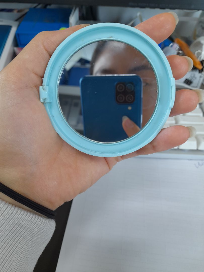 hàng j mà chuột k chết cknf lôi ra chén hết cả thuốc đợi 1 thời gian sẽ oánh giá lại nc k hài lòng