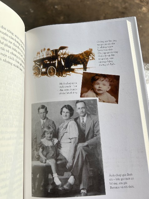 Mong chờ quyển sách đã lâu . Hàng về rất chi là thích , trước hết khâu đóng gói rất kĩ , sách mới đẹp . Biết ơn ngài Rich và Jay đã mang cơ hội tốt đẹp này cho những ai khát khao muốn thực hiện ước mơ của họ và mang những sản phẩm tốt nhất tới tay người tiêu dùng . Cuốn sách rất cần cho những ai cần lắm một cơ hội .