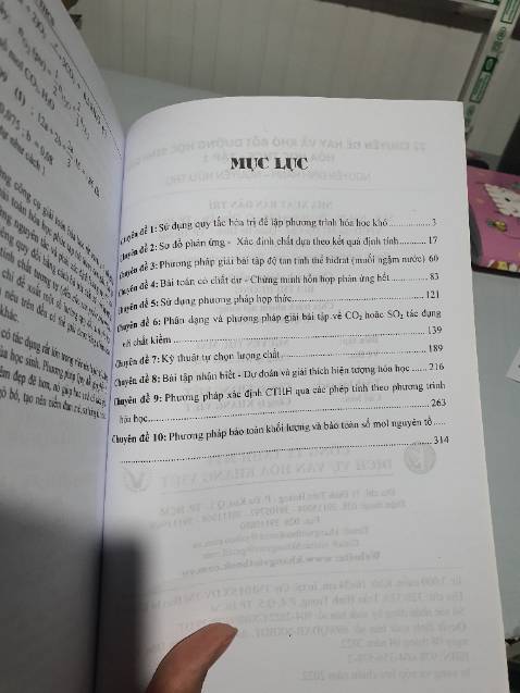 Rất hài lòng. Sách in rõ, có giải dễ dàng tham khảo nha mn. Nên mua nha mn. Giá mua combo rẻ lắm . 😄
