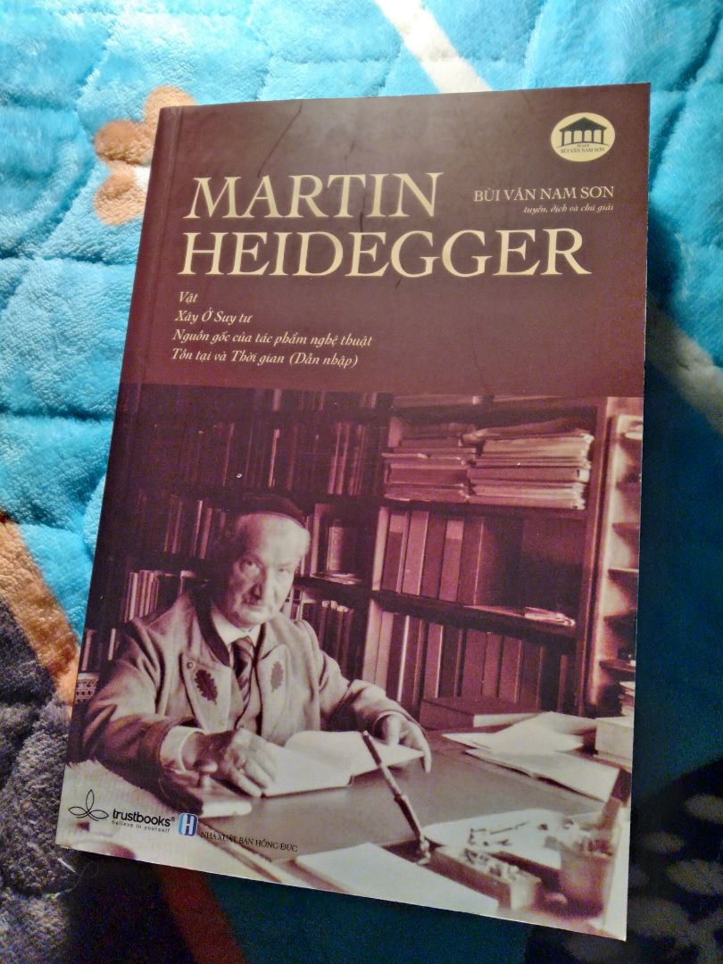 Sách chất lượng tốt, giấy và chữ in đẹp. Mình mua tặng anh yêu 14/2, rất hài lòng. Sách chất lượng tốt, giấy và chữ in đẹp. Mình mua tặng anh yêu 14/2, rất hài lòng.