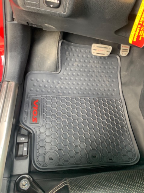 Chất liệu, màu sắc ổn, giao hàng nhiệt tình. Hàng không được chuẩn như trong hình, chấp nhận dc... Chất liệu, màu sắc ổn, giao hàng nhiệt tình. Hàng không được chuẩn như trong hình, chấp nhận dc...