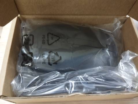 Nút bấm hơi cứng, lúc click có âm thanh to, còn lại ok. Nút bấm hơi cứng, lúc click có âm thanh to, còn lại ok.