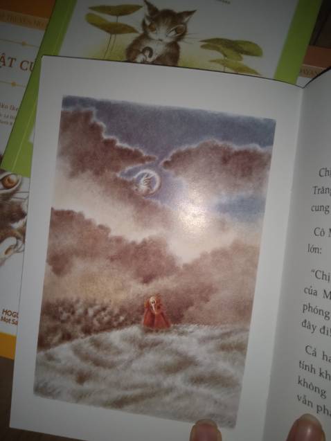 Shop đóng gói cẩn thận đủ loại sách mình đặt.
Cám ơn shop, sẽ ủng hộ shop thêm ạ.