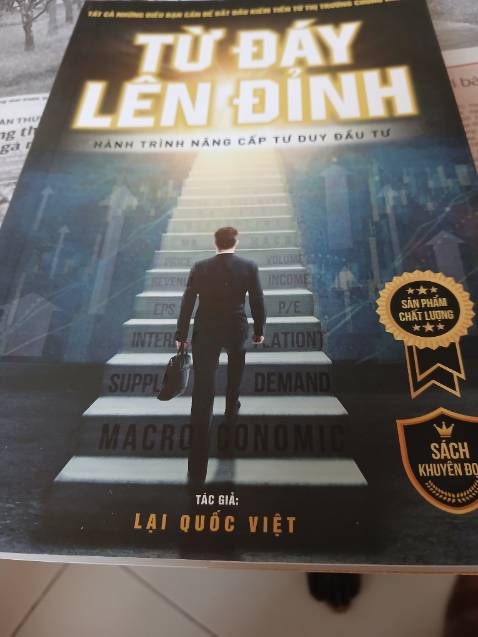 Một trong những cuốn sách tham khảo về đầu tư ck do người Việt biên soạn cho TT ck Viêt