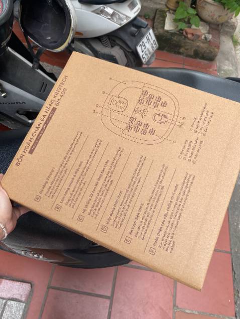 Lướt *** thấy bồn ngâm chân thích quá nên search thử. Thấy trên shop vừa có sản phẩm này mới (đúng ý trời) mua luôn. Đã mua sản phẩm của shop và đều thấy rất tốt. Dùng thì cứ theo hướng dẫn sử dụng thôi. Cảm giác lúc các con lăn dưới chân thoải mái lắm, lúc đầu hơi nhột nhưng mà cực thích.