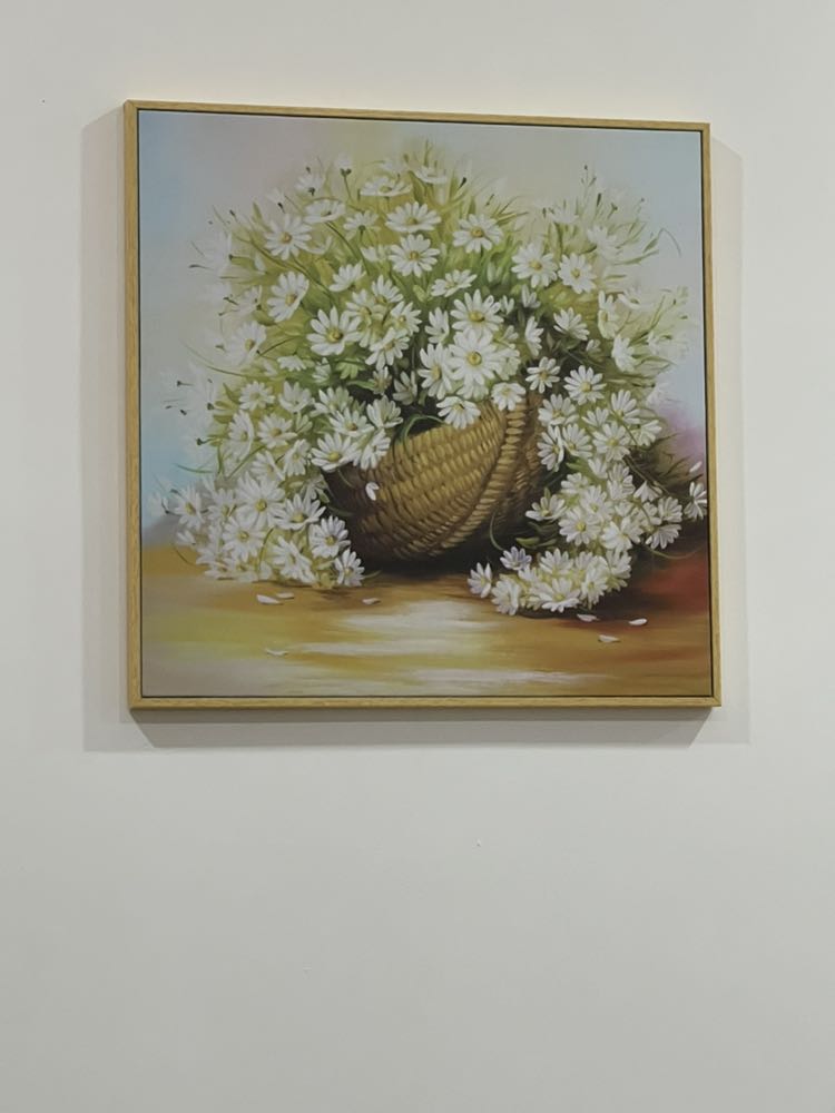 Tranh đẹp, gói hàng cẩn thận, dán nylon bảo vệ khung viền tranh không bị trầy xướt. Lần sau nhất định lại ủng hộ shop.