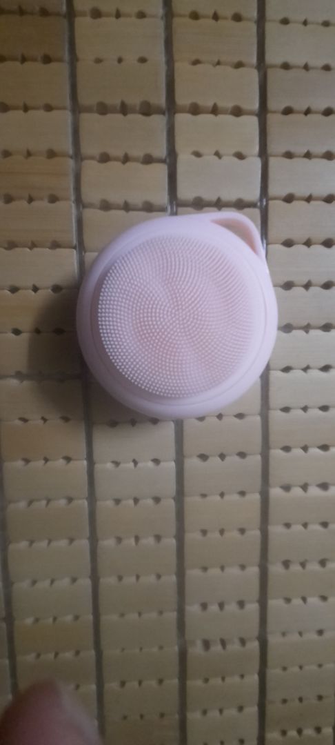 sản phẩm ship hơi lâu nhưng bọc cẩn thận. Xài rất ổn. dùng pin cục nên cũng tiện lợi để mang đi nhiu nơi. gọn nhẹ. rất thix sản phẩm