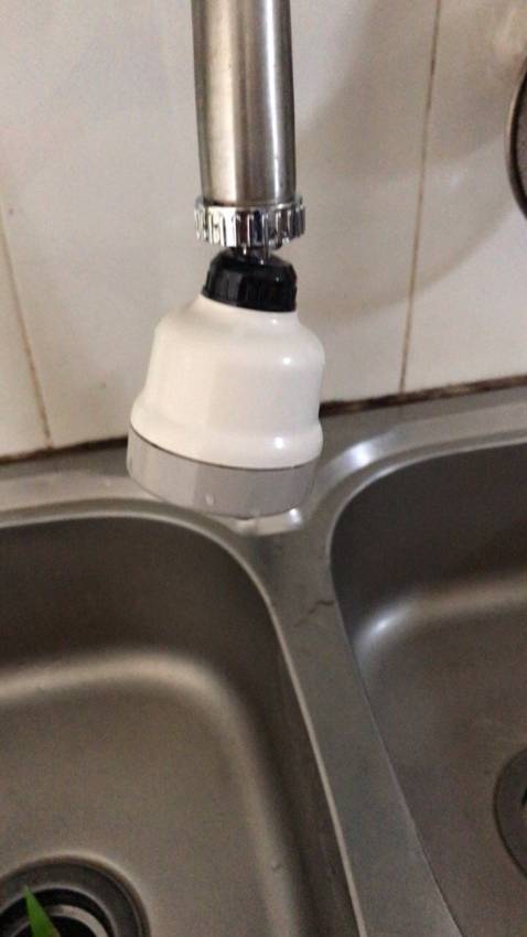 giao nhanh,Vòi nước tốt,chất lượng tốt 
Khá hài lòng 
Nên mua………………