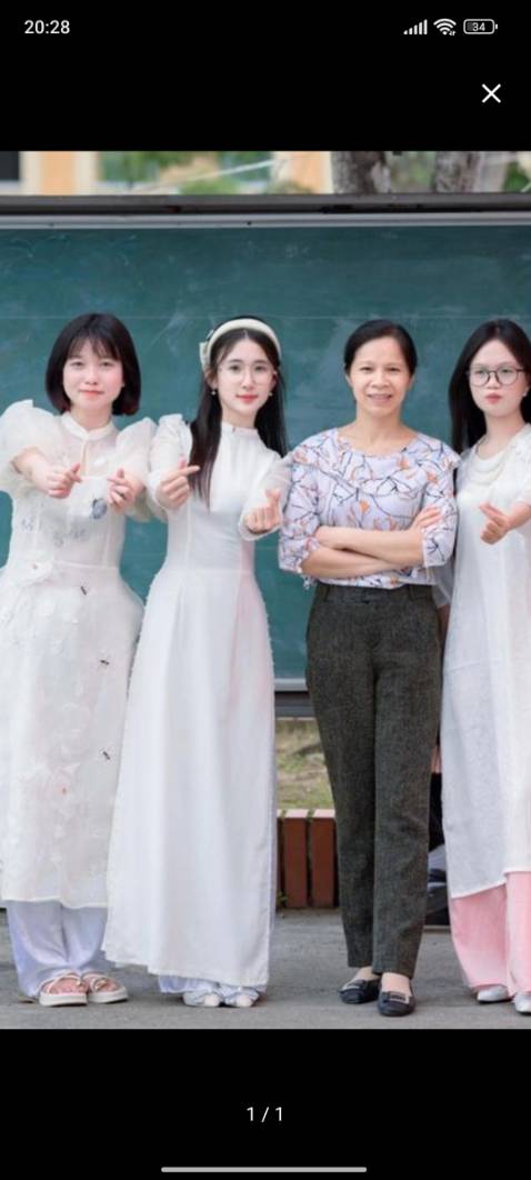 Sách không hay lắm đâu , lên Youtube xem còn dễ hiểu và hay hơn!