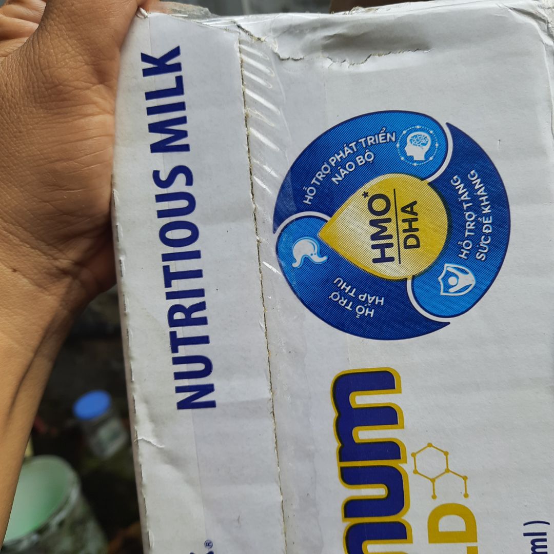 tiki giao hàng nhanh. hàng chuẩn, date xa. con mình dùng từ bé. hài lòng tiki lắm luôn. 👍
tiki giao hàng lần này ko dc tốt như lần đầu mình mua. thùng cũ cũng dc nhung tuyệt đối ko dc xé niêm phong của thùng ra. đều đó làm mình ko tin tưởng chất lượng bên trong.