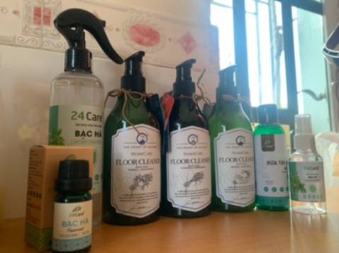 Mở thùng ra là thơm ngào ngạt luôn á. Cảm thấy rất hài lòng vì packaging rất chỉnh chu, cảm nhận được cái tâm trong từng sản phẩm. Đóng gói thùng hàng cũng rất kỹ nữa. Sẽ ủng hộ shop nữa nha.