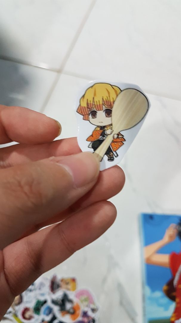 sản phẩm tốt nhưng ko có đồ đựng nên rất dễ bị mất ko bị trừng hình thì cute khỏi chê luôn mà cái em ghét mhât là khá mắc