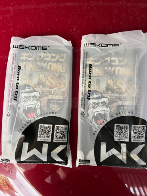 Hàng đóng gói cẩn thận, đẹp. Nhìn bước đầu thấy có vẻ là hàng cao cấp. Chưa dùng nên chưa biết chất lượng, nhưng vote 5 sao cho shop khi thấy hàng được gói kỹ càng, rất tôn trọng khách hàng.