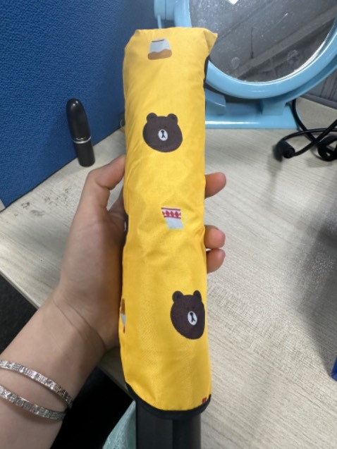 Shop giao nhanh bất ngờ luôn ạ, dù bên ngoài đẹp và đúng mới tả, giá rẻ nữa ạ. Shop và Tiki 💯 điểm, rất đáng mua nha mọi người.