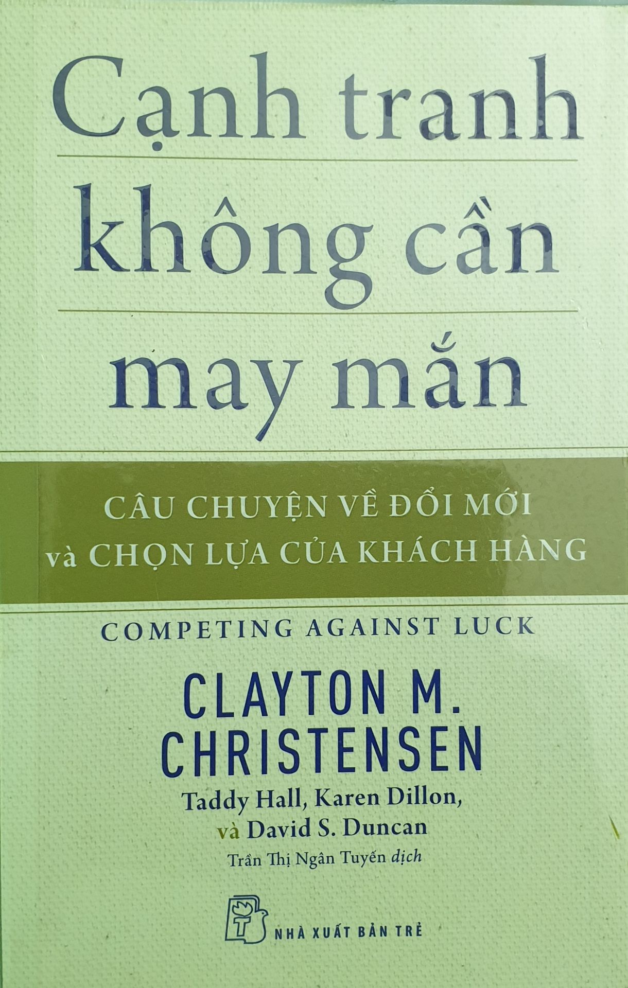 Sau khi nhận sách, đọc được mười trang, cảm nhận một chút là:
1. Ngời giao hàng nhanh, thái độ vui vẻ
2. Giấy sách trơn láng, rất đẹp, chất lượng rất tốt
3. Nội dung thì tuyệt vời!