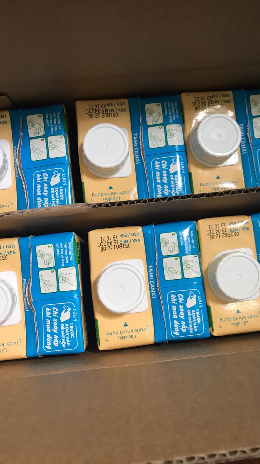 Sữa đậu nành này để tủ lạnh uống thật tuyệt giá lại rẻ Shop đóng gói cẩn thận ship nhiệt tình dễ thương