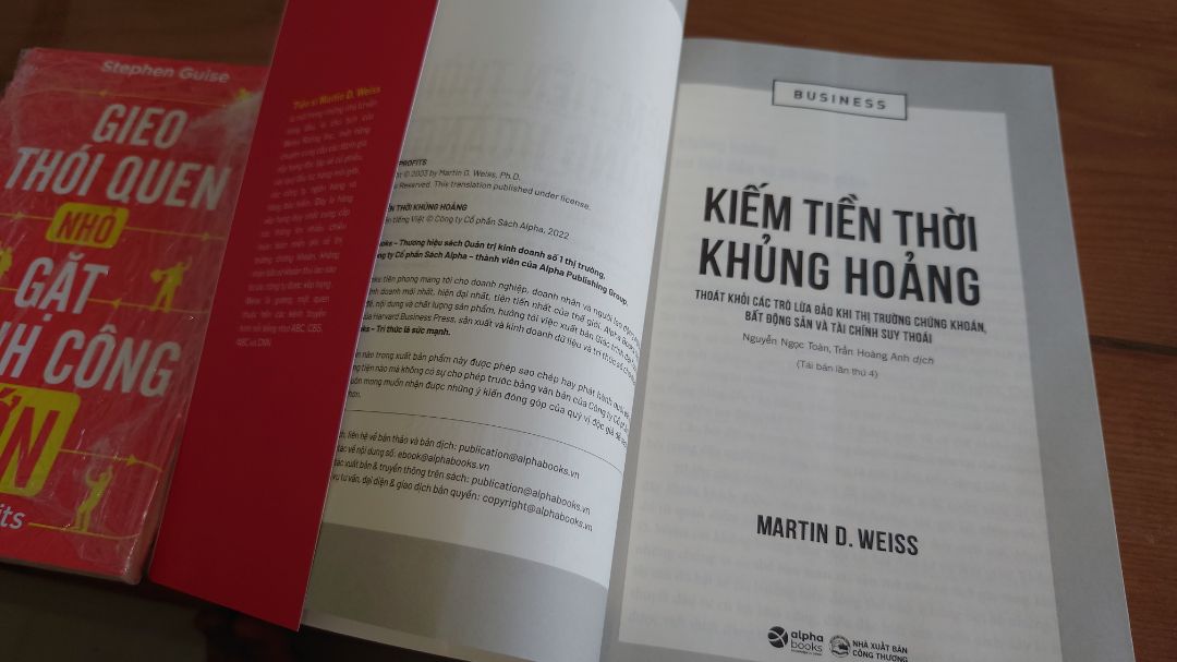 Tốt lắm! Sách ngoại văn thuộc loại cao cấp, giấy tốt.
  Cảm ơn alphabooks rất nhiều!