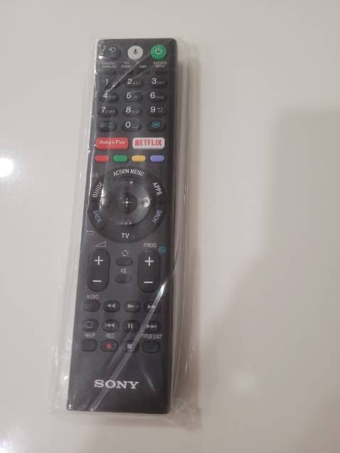 Kết nối tốt, nút bấm nhẹ, search voice hoạt động tốt