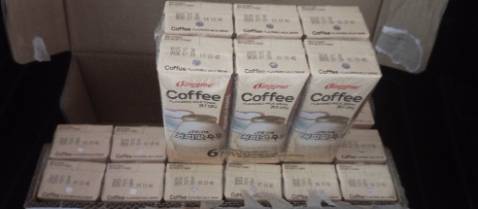 Giao hàng nhanh , đóng gói kỹ lưỡng, hạn còn khá dài. Về hương vị thì tạm được k hợp gu cafe pha phin nặng đô như mình lắm. Cái này chắc latte sữa nhìu cho ít cafe cho có mùi thôi. Uống tạm khi thèm chút hương vị okie.