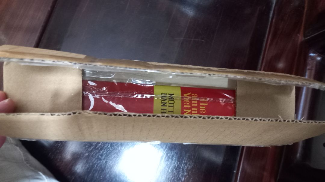 sách hay, đóng gói và bảo quản cẩn thận