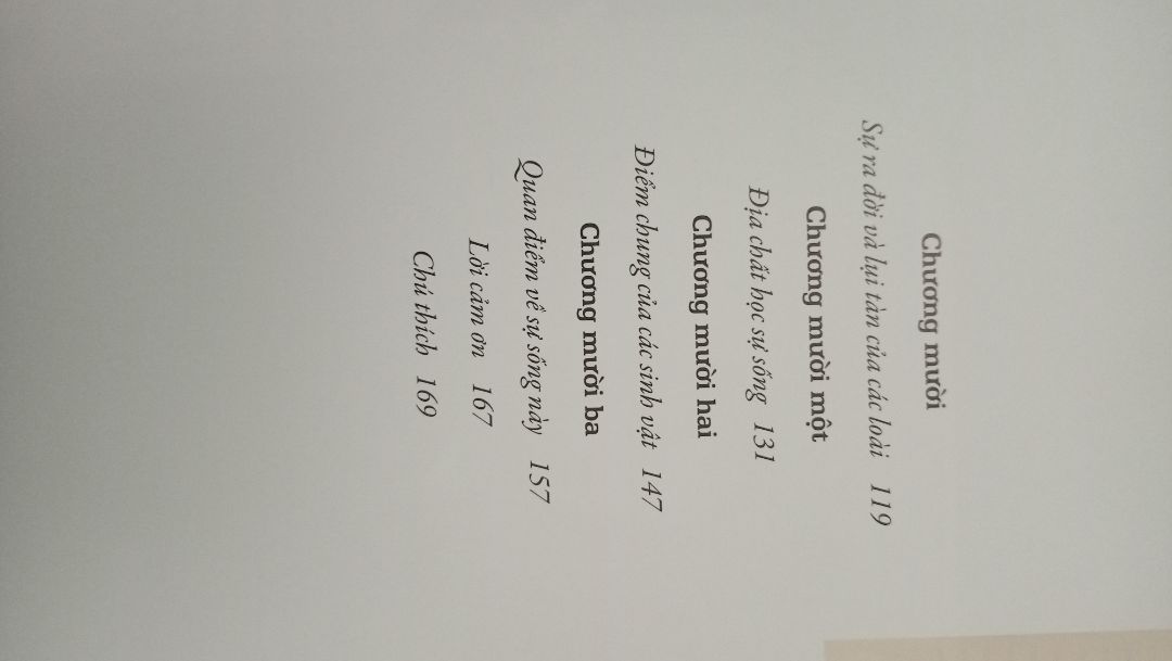 Sách còn sai chính tả, 1 số chỗ của sách bị nhăn