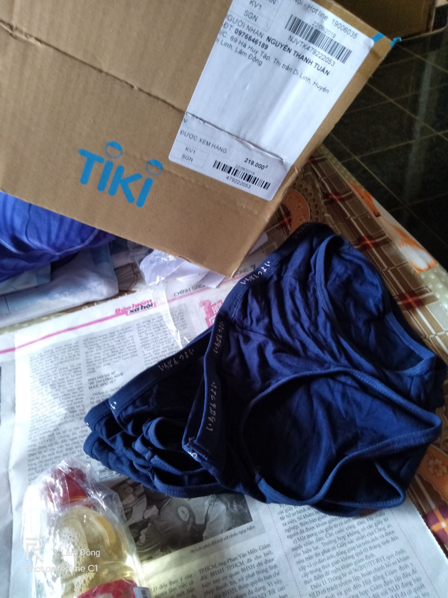 vừa nhận được sản phẩm, cả 5 cái cùng 1 màu tối, size L mà nhỏ xíu ko mặc được. Mọi người nên cẩn thận kẻo nhầm khi mua vừa nhận được sản phẩm, cả 5 cái cùng 1 màu tối, size L mà nhỏ xíu ko mặc được. Mọi người nên cẩn thận kẻo nhầm khi mua