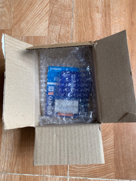 Hàng chính hãng có tem nhập khẩu rõ ràng, đáng tiền để mua nha mấy anh em, đánh giá 5 sao