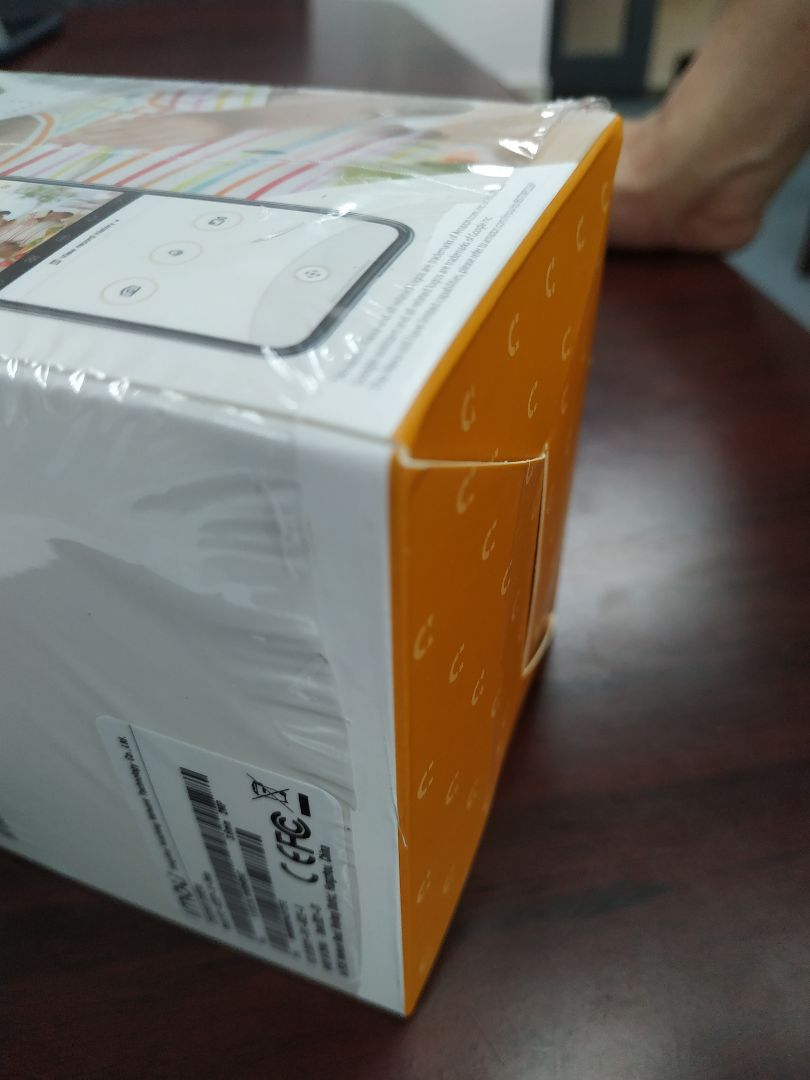 02 lầm đầu mua hàng khuyến mãi của shop ok, hàng đẹp, nguyên seal. Thấy uy tín lần 3 mình đặt tiếp 02 cam không cần khuyến mãi, cuối cùng hàng nhận đã mất seal, nhắn tin hỏi shop ko rep.