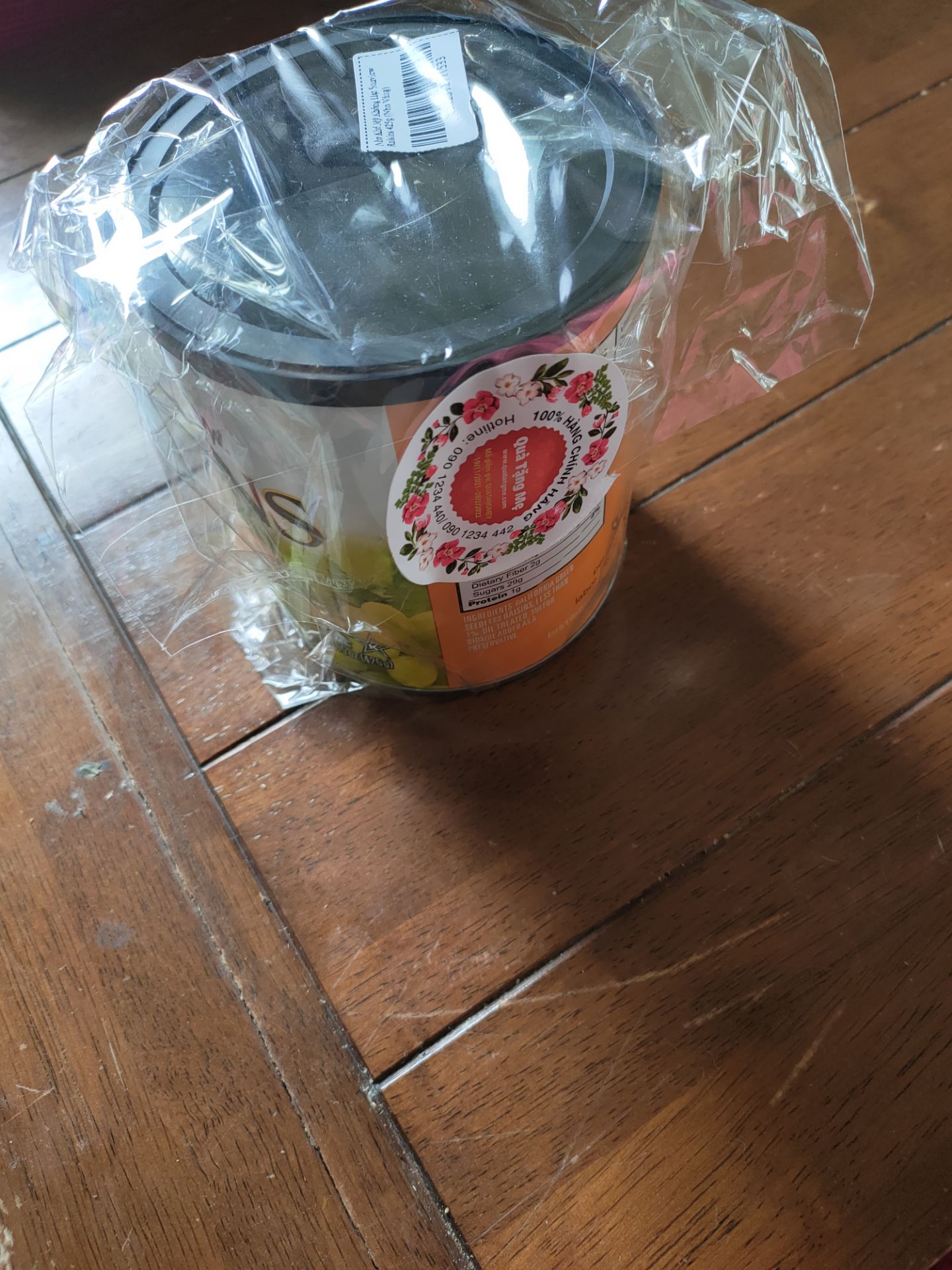 sản phẩm đóng gói cẩn thận có kèm giấy cảm ơn sẽ ủng hộ thêm lần sau giao hàng nhanh có giấy kiếng để bảo vệ không bị ẩm