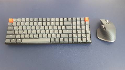 Chuột chuẩn new, giao hàng sớm hơn dự kiến 1 ngày