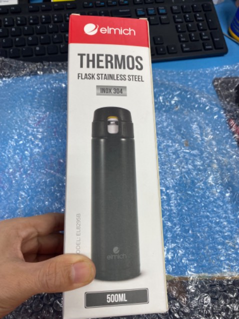 Tiki đóng gói hàng rất cẩn thận,bình giữ nhiệt hiệu Elmich này mình từng sd rồi,giữ nhiệt cực lâu và bền,lúc trước mua dung tích lớn,nay mua loại nhỏ để tiện bỏ giỏ đi du lịch.Xài loại này thì yên tâm rồi mn