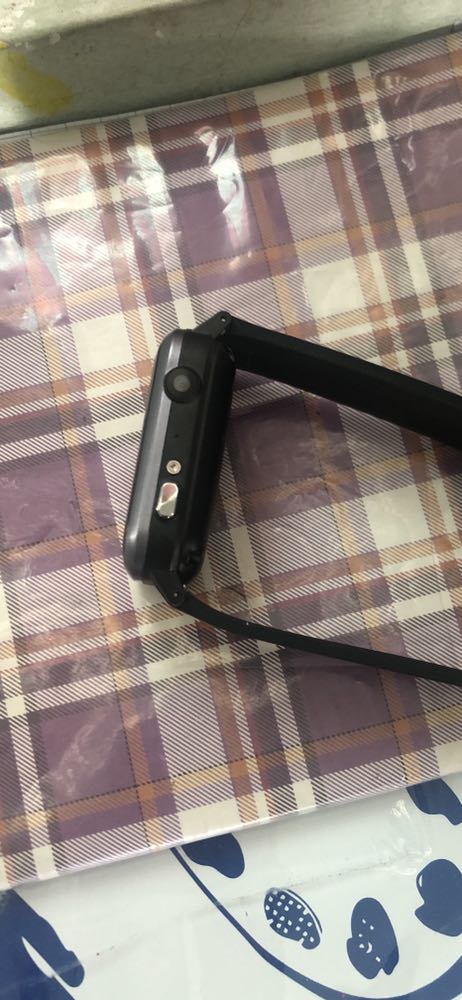 Mua hai cái cho hai đứa có 1 chiếc shop gửi thiếu hàng nhưng đã khắc phục cho mình rất tâm lí không phải bán hàng xong là xong sp rất đáng tiền 4G rất nhanh video cũng rất rõ định vị cũng chính xác.