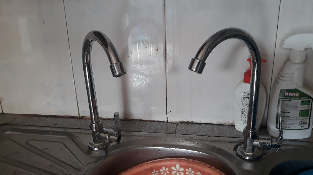 Mẫu mã đẹp,tuy là thép không gỉ nhưng nhìn chắc chắn.