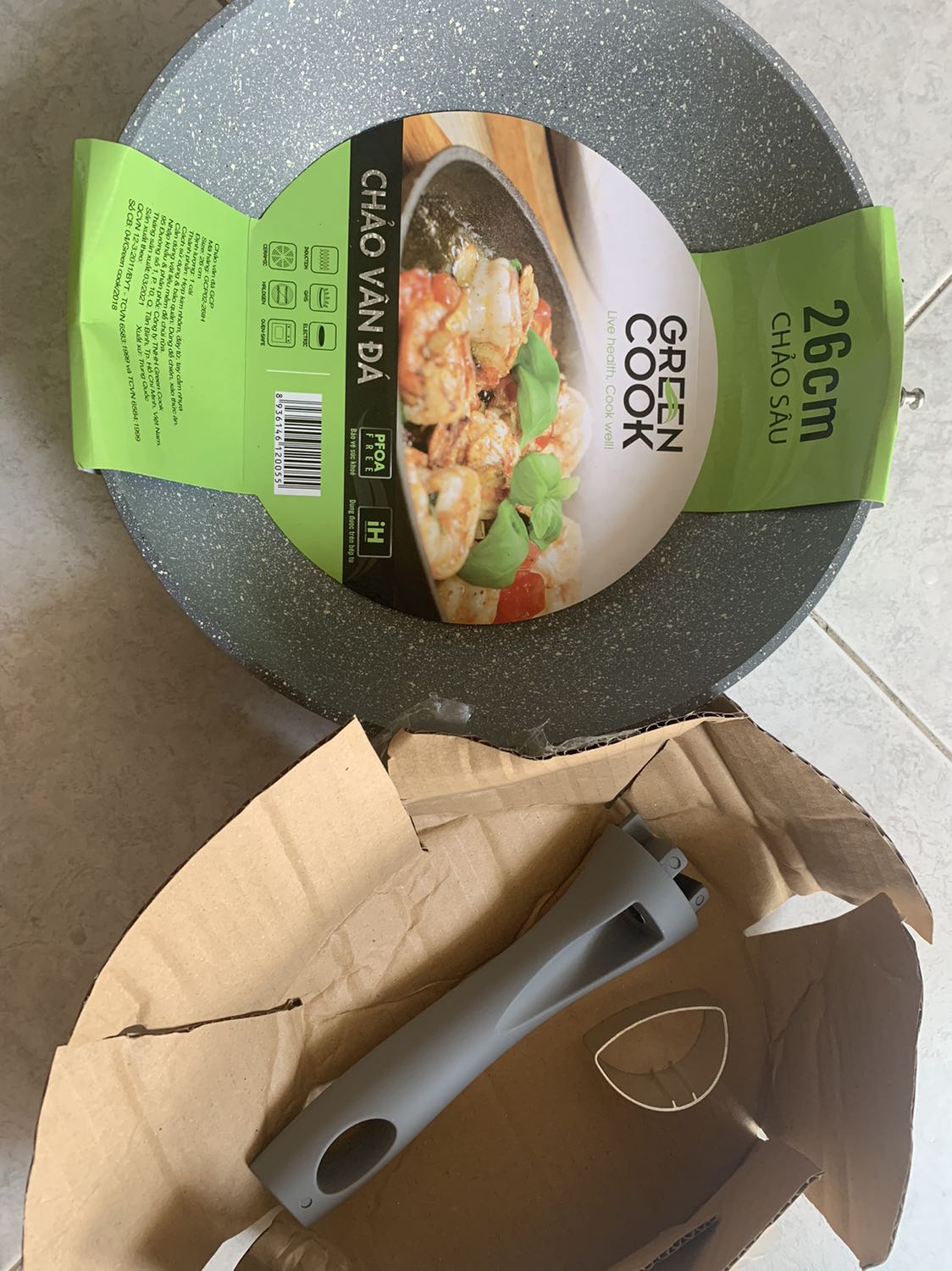 Lúc đầu Tiki nói chủ nhật giao ai dè sáng thứ 6 đã nhận hàng. Chảo đẹp!