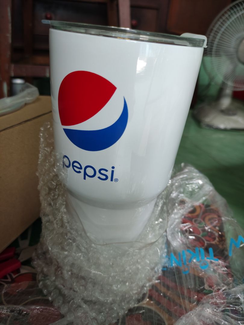 1.Giao hàng nhanh,đóng gói chuẩn 💯
2.Được tặng quà như ý khá ưng 👍
3.Tiki tl thắc mắc khách hàng chịu 😘
4.Khuyến cáo mn hạn chế sd nước uống có gas nhiều 🤫 1.Giao hàng nhanh,đóng gói chuẩn 💯
2.Được tặng quà như ý khá ưng 👍
3.Tiki tl thắc mắc khách hàng chịu 😘
4.Khuyến cáo mn hạn chế sd nước uống có gas nhiều 🤫