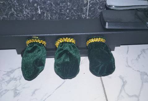 Đẹp ,giống như  hình