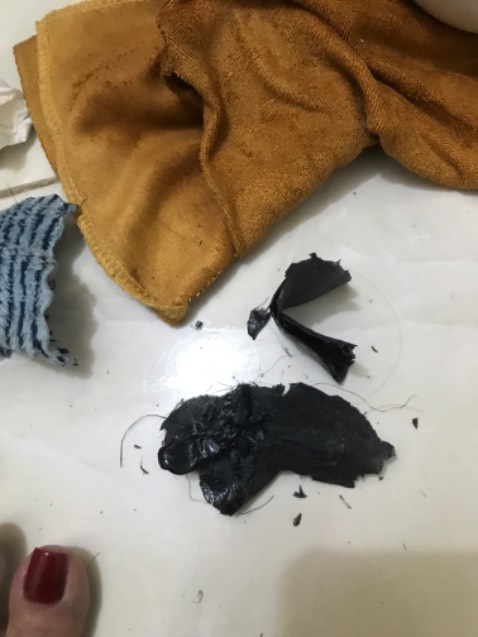 quá tệ . sap gi giòn mà lại màu đen nhìn thấy gớm ko xài dc