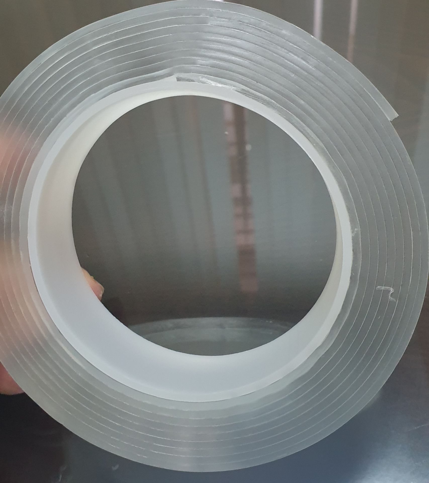 giao nhanh lắm, băng keo trong nhìn rất sạch, siêu dính, dễ dùng.
bị nghiện tiki mất rồi ???