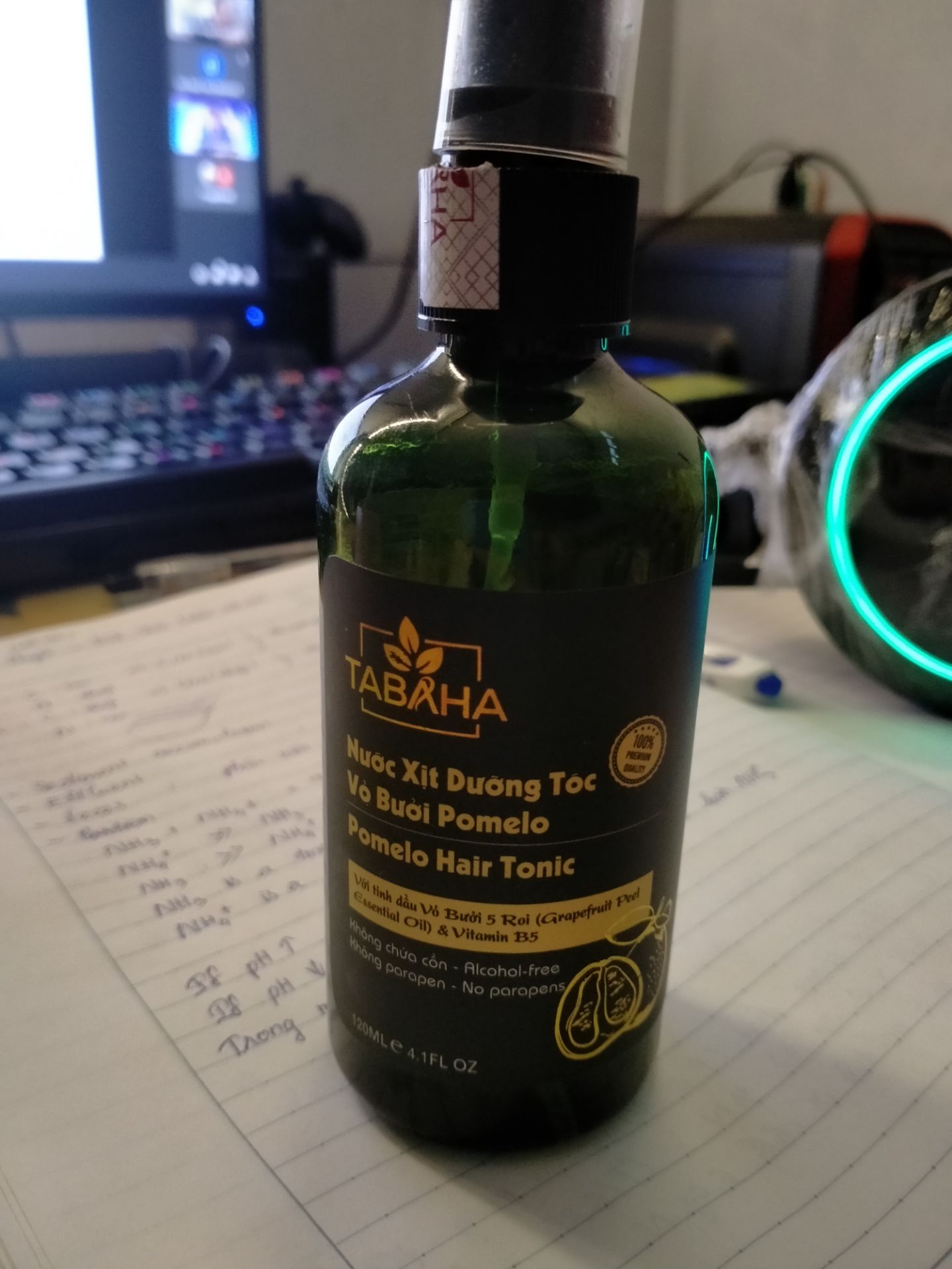 xài qua tới nửa chai thứ 2 rồi mà tóc rụng nhiều lắm. không biết do không hợp hay sao nhưng mn nên cân nhắc, tóc mình rụng rất nhiều :))) xài qua tới nửa chai thứ 2 rồi mà tóc rụng nhiều lắm. không biết do không hợp hay sao nhưng mn nên cân nhắc, tóc mình rụng rất nhiều :)))