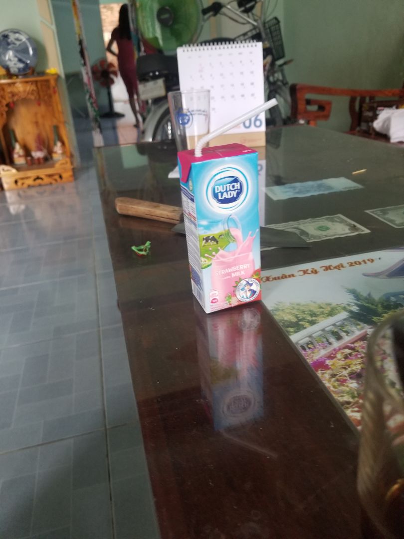 đóng gói kỹ hạn dùng còn dài.sữa này bọn tre rất thích giá rất tốt mọi người ơi