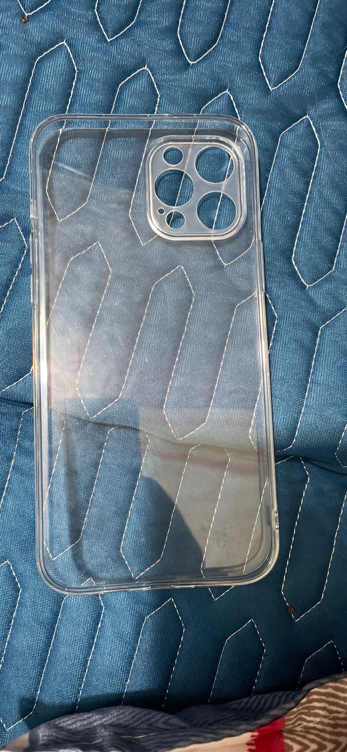 Mình đặt mua iphone 12 pro nhưng shop giao nhầm 12 pro max nhé. Nhắn tin shop ko bảo gì. Nhận hàng ko kiểm tra nên giờ bỏ chả dùng làm gì. Mất tiền.