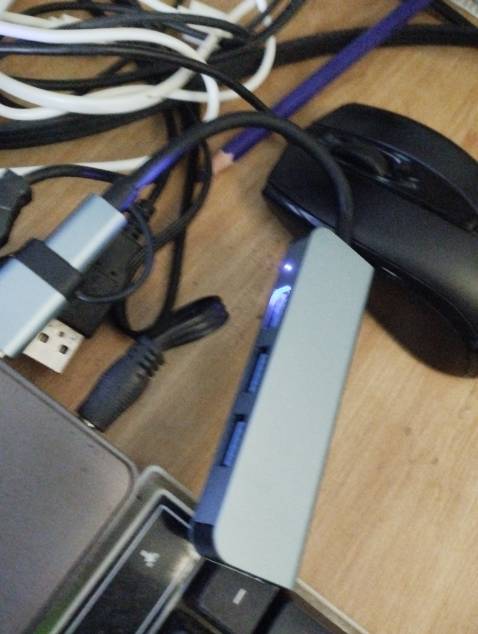 Kết nối ổn định, tản nhiệt tốt, không bị nóng. Hàng rất đẹp. Tương thích với tất cả các hệ điều hành và các loại thiết bị.