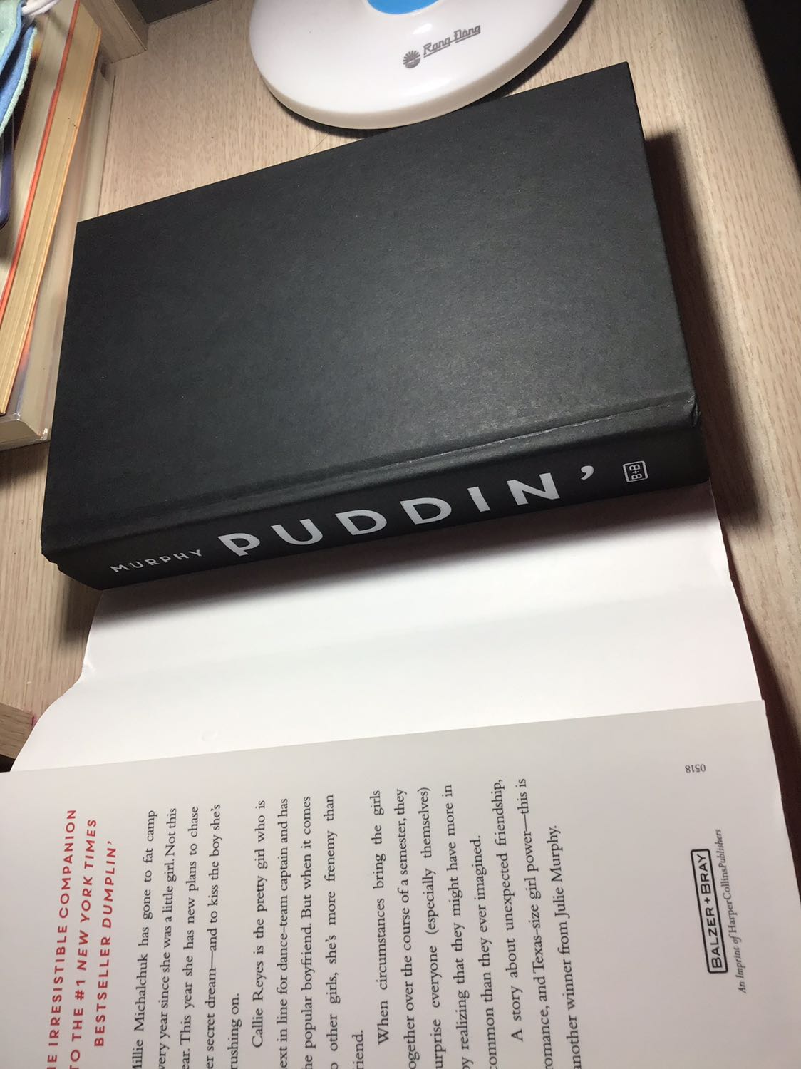 Thật sự sách quá đẹp, k bị ***, giao hàng cũng nhanh. Mình khá ưng ý đơn hàng lần này tuy nhiên góc ở đầu sách bị móp và rách vài “miếng thịt”(hình cuối). Hi vọng lần sau Tiki chú ý hơn.