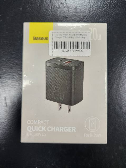 Đã sạc vào điện, hình thức đẹp, giá rẻ, hy vọng bền. Tạm đánh giá 5 sao