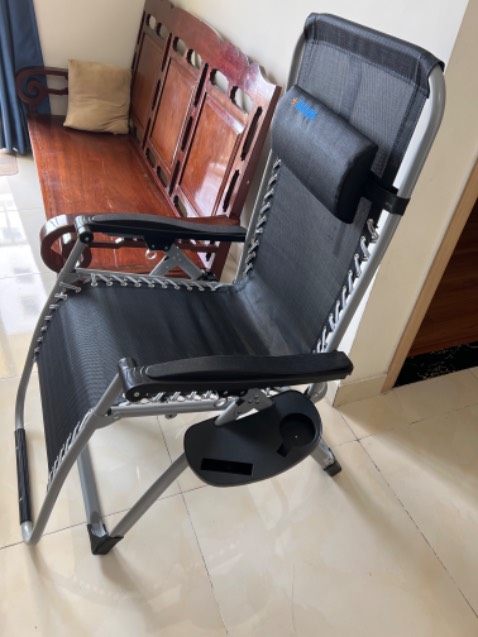 Ghế chắc chắn, đẹp và ngồi rất thoải mái Ghế chắc chắn, đẹp và ngồi rất thoải mái