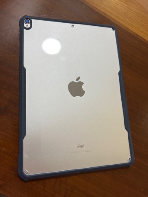 Đẹp, vừa vặn cầm rất thích. cám ơn shop!