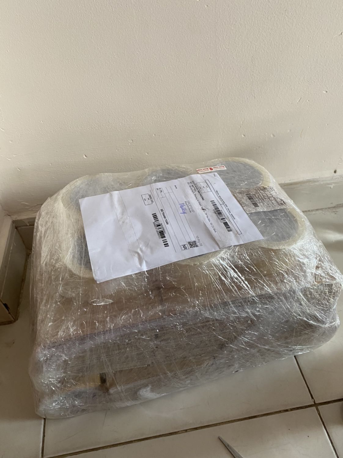 Hộp ko quá dày nhưng với tầm giá này là oke. Nói chung là ưng nha shop. Lần sau sẽ ủng hộ dài dài.