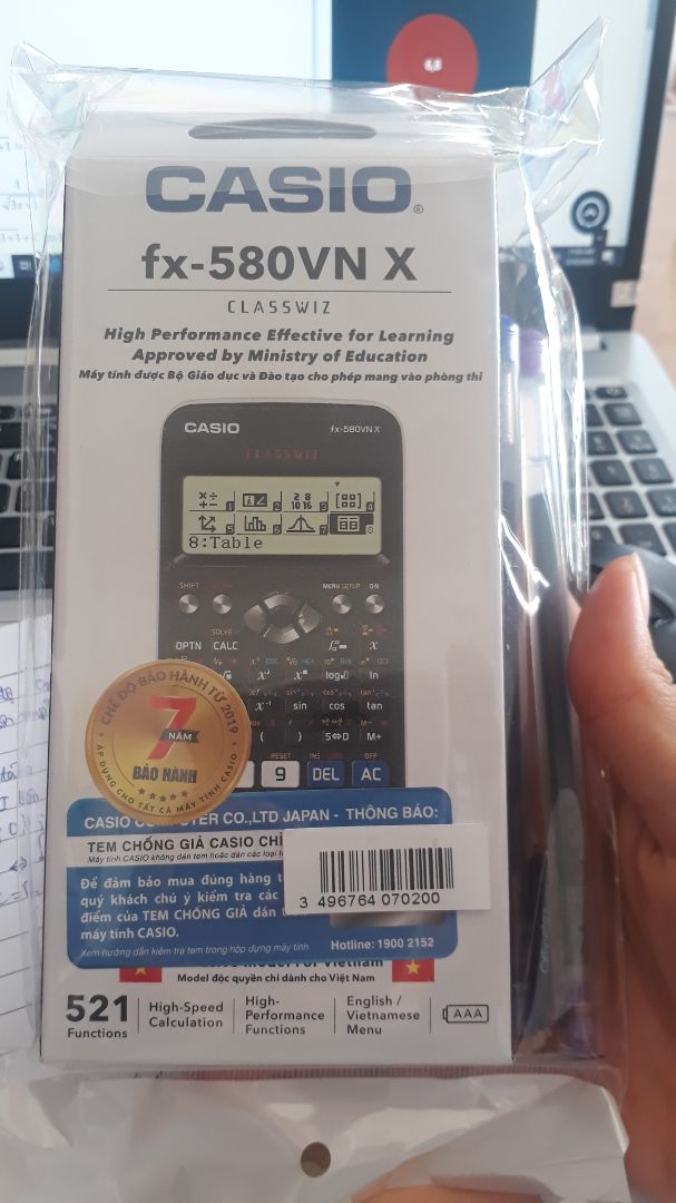 giao hàng nhanh, máy ko trầy xước có bảo hành đầy đủ máy lên oke luôn còn đc tặng kèm 2 cây bút