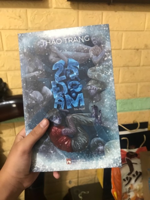 Mua rẻ hơn 53k, nhưng ship hơi đất ạ, truyện đẹp và hay